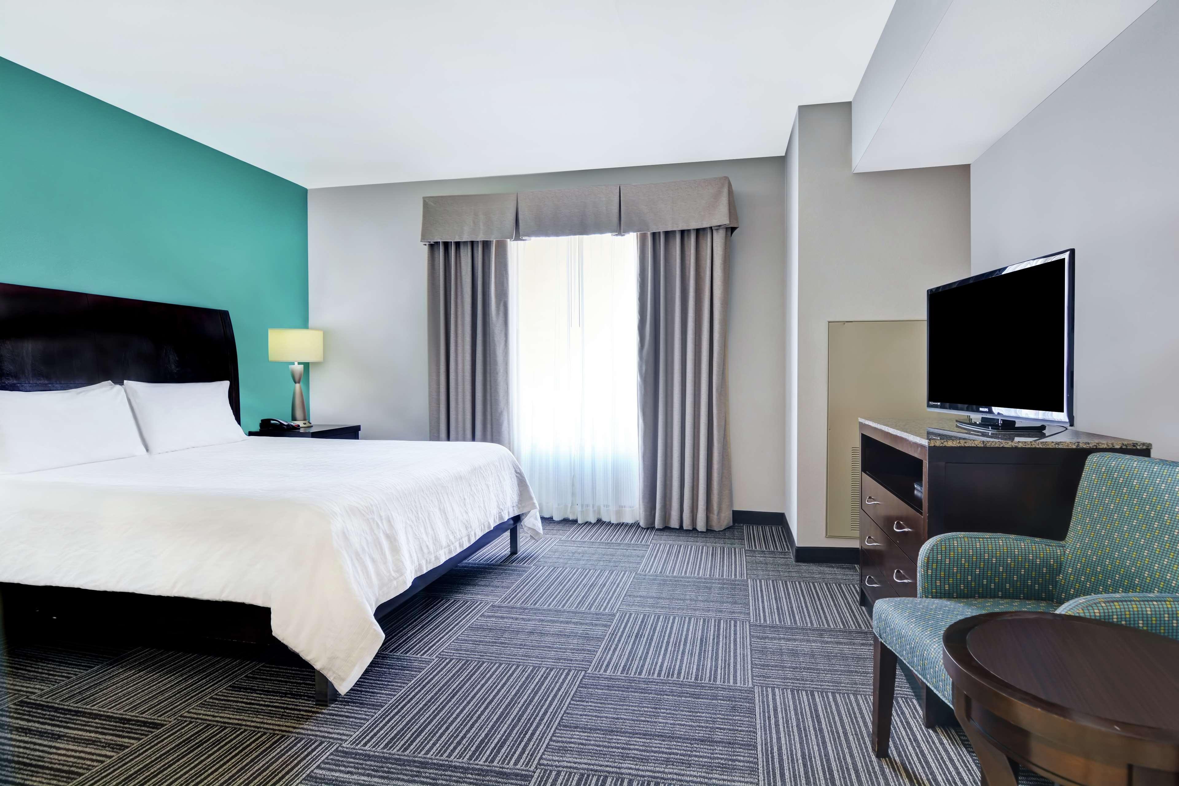 Hilton Garden Inn And Fayetteville Convention Center Bagian luar foto