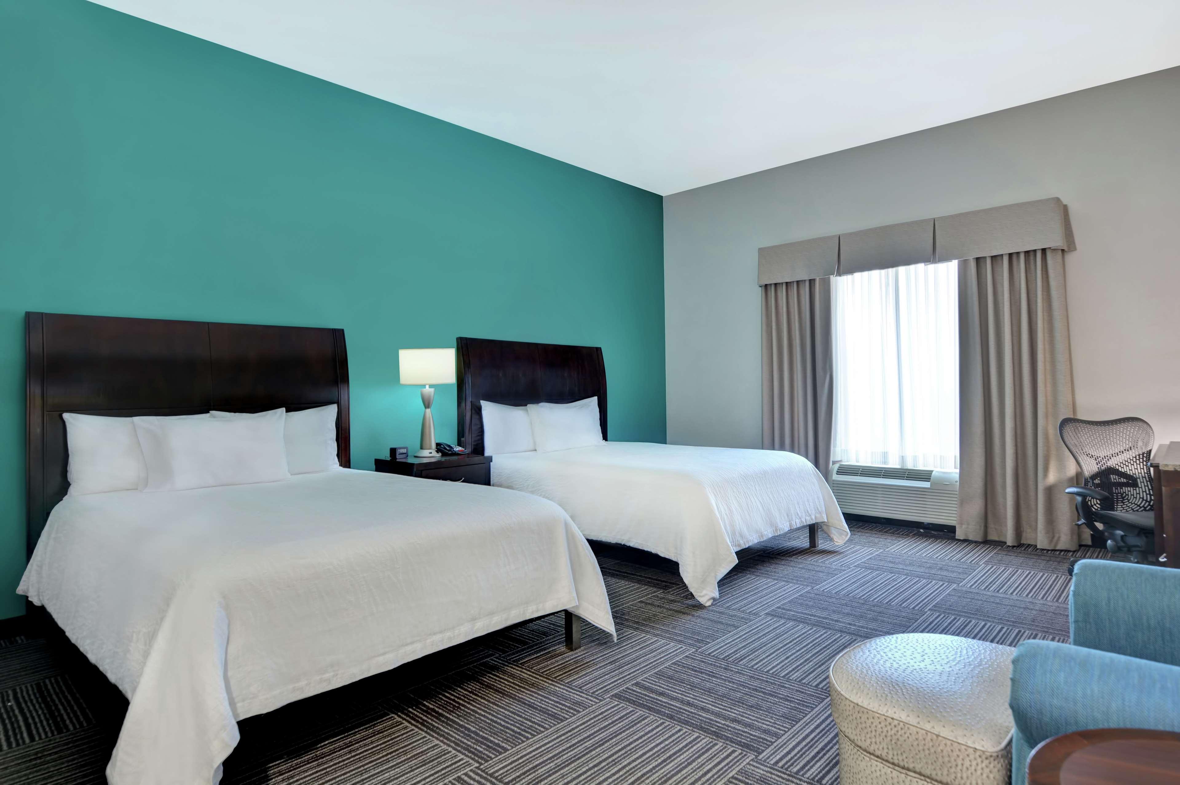 Hilton Garden Inn And Fayetteville Convention Center Bagian luar foto