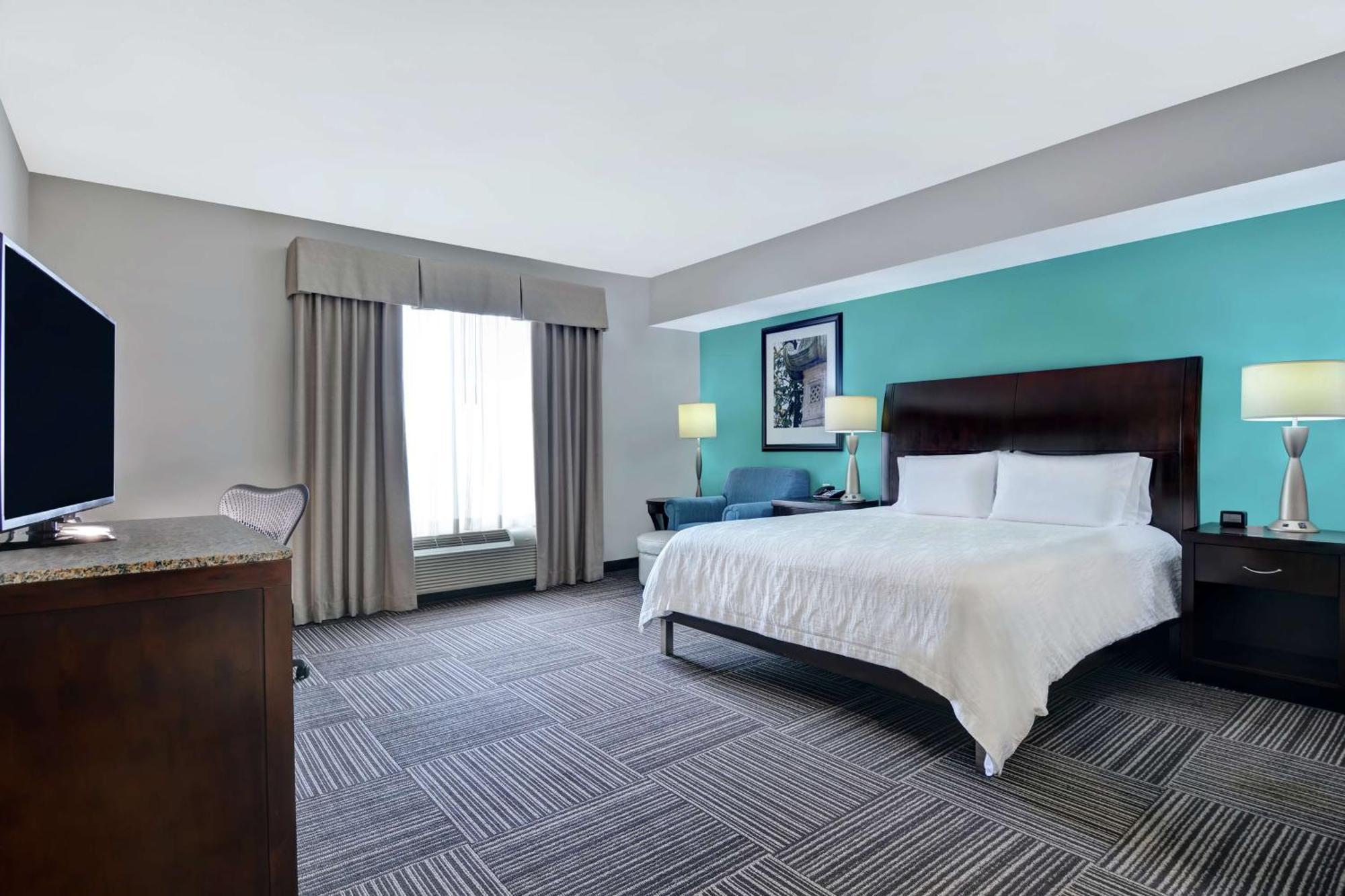 Hilton Garden Inn And Fayetteville Convention Center Bagian luar foto